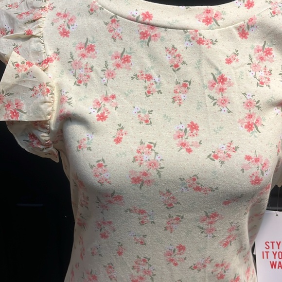 Flutter Sleeve Bodysuit - Brand New Never Used (Bin 1) - Picture 2 of 4